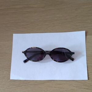 Tortoise Shell Tinted Oval Sunglasses - Women